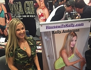 content/Exxxotica Expo 2016/1.jpg